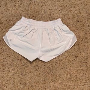 White Hotty Hot Short 2.5”